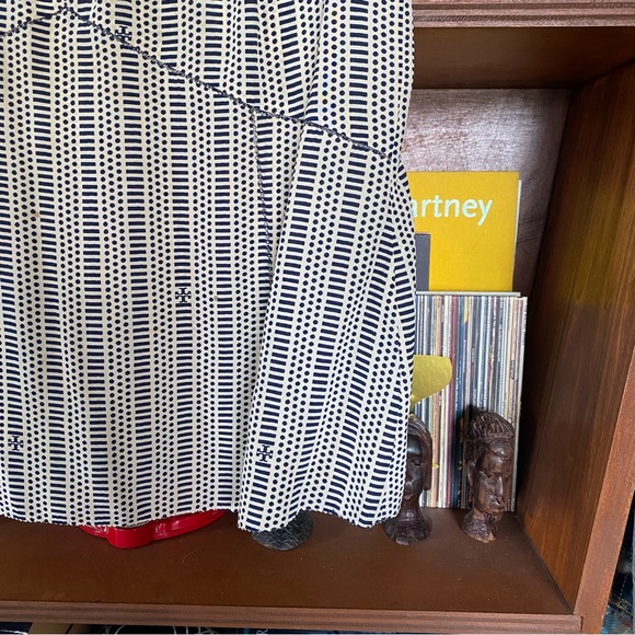 Tory Burch Navy and White Sleeveless Top - Picture 3 of 5